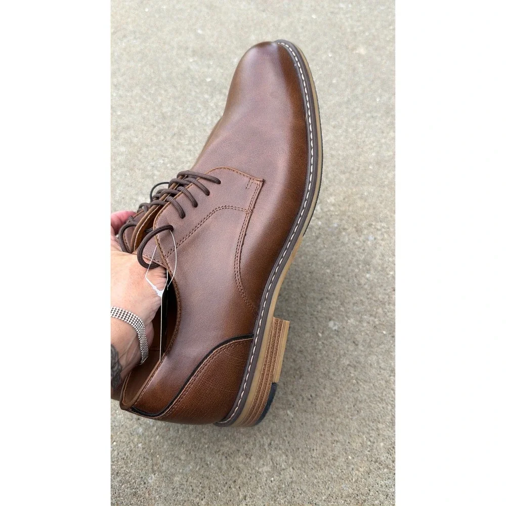 J. Ferrar Mens Cognac Brown Derby Dress Shoes Memory Foam 13M NEW